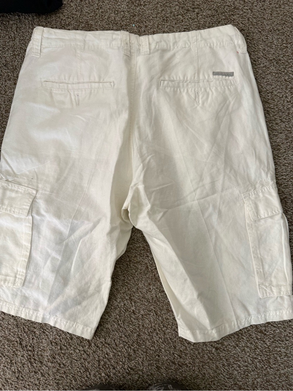 Sean John Cream Cargo Drawstring Shorts for Men - Picture 2 of 4